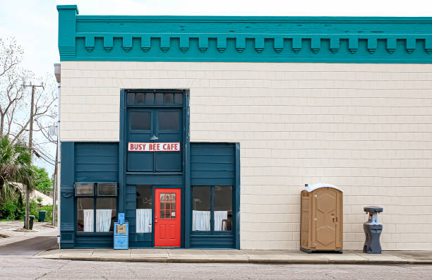 Best Porta potty rental near me  in Pleasantville, IA